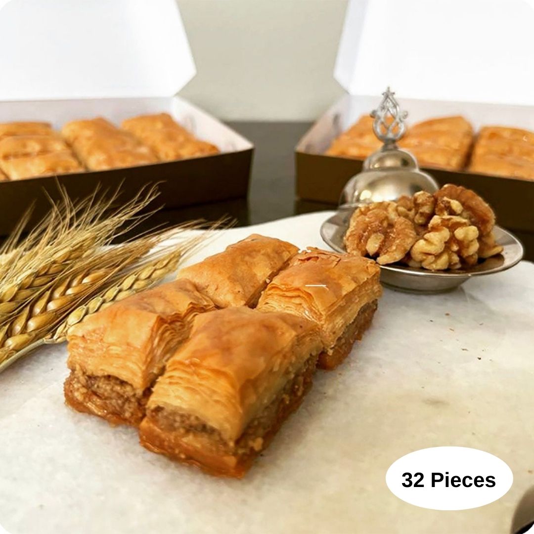 Walnut Baklava Fresh Baked 2.20 lb. ( 1000 gr. ) 32 Pieces.